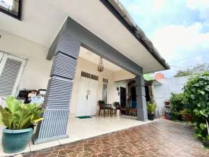 Rumah strategis di Lenteng Agung Raya Dijual, Bagus lokasi di Jakarta Selatan, tersedia melalui melalui situs Olx