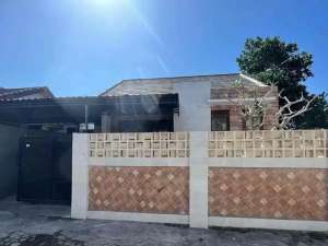 Rumah Strategis Minimalis Modern di Jl Langui Ungasan lokasi di Kab. Badung, tersedia melalui melalui situs Olx