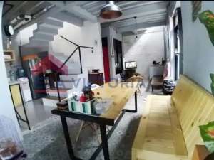 Rumah Strategis Tengah Kota Dekat Terminal Arjosari, Exit Tol Malang lokasi di Malang Kota, tersedia melalui melalui situs Olx