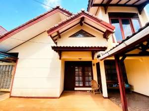 Rumah Suasana Nyaman jl bintuni Jatiwaringin , tersedia melalui melalui situs Olx