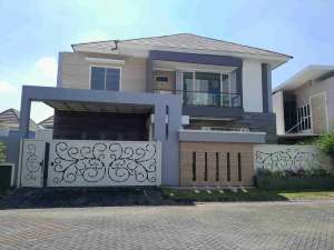 RUMAH SULTAN SIDOARJO , siap pake lokasi di Sidoarjo  Kab., tersedia melalui melalui situs Olx