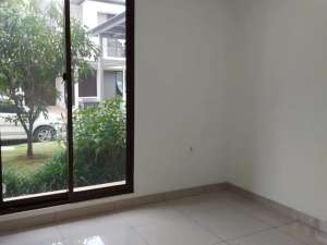 Rumah Summarecon Bandung Btari Siap Huni lokasi di Bandung Kota, tersedia melalui melalui situs Olx