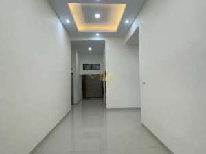 Rumah Tanah Luas Dalam Cluster Dekat Perempatan Tajem Maguwoharjo lokasi di Sleman Kab., tersedia melalui melalui situs Olx