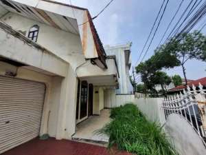 RUMAH TANJUNG DUREN HUK 2 LANTAI HITUNG TANAH COCOK JADI RUMAH KOST lokasi di Jakarta Barat, tersedia melalui melalui situs Olx