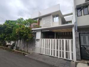 Rumah Tengah Kota di Seteran Dekat Pusat Kota Semarang lokasi di Semarang Kota, tersedia melalui melalui situs Olx