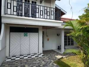 Rumah Tengah Kota Lokasi strategis 10 menit ke Mall BSBBalikpapan. lokasi di Balikpapan Kota, tersedia melalui melalui situs Olx