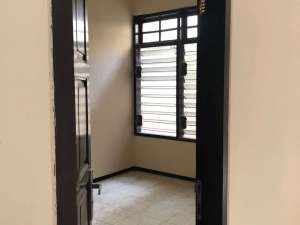 Rumah tengah kota Semarang siap pakai dijual di Taman Pekunden lokasi di Semarang Kota, tersedia melalui melalui situs Olx