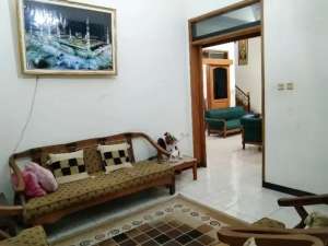 Rumah Terawat Dekat Pintu Tol Pasteur Kota Bandung lokasi di Bandung Kota, tersedia melalui melalui situs Olx