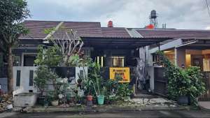 RUMAH TERAWAT SIAP HUNI MILIK PRIBADI DI TAMAN KOPO INDAH 3 BDG lokasi di Taman Kopo Indah 3 Blok E, tersedia melalui melalui situs Olx