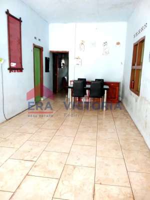 Rumah Terletak di Tengah Kota Kediri 2 menit ke RS AD, RSIA Melinda lokasi di Kediri Kota, tersedia melalui melalui situs Olx