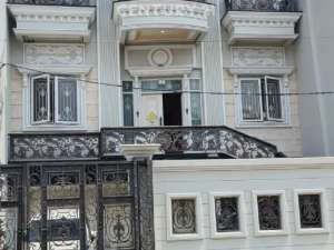 Rumah Termewah European Style Di Kawasan Elit Taman Palem Lestari lokasi di Jakarta Selatan, tersedia melalui melalui situs Olx