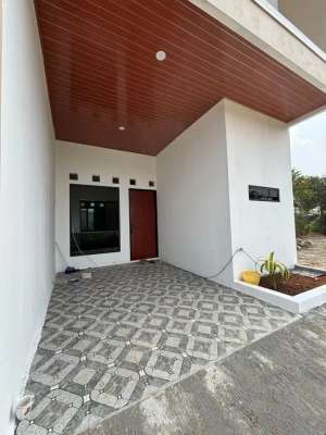 Rumah Termurah 2 Lantai di Citayam Pinggir Jalan Desa lokasi di Depok Kota, tersedia melalui melalui situs Olx