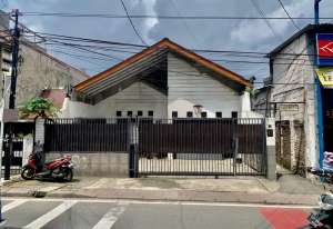 Rumah tinggal, dijual lokasi di Jakarta Selatan, tersedia melalui melalui situs Olx