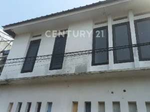 Rumah Usaha Hook Cipinang Murah Jakarta Timur lokasi di Jakarta Timur, tersedia melalui melalui situs Olx