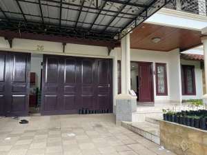 Rumah View Gunung Dengan Kolam Renang Di Perumahan Taman Yasmin lokasi di Bogor Kota, tersedia melalui melalui situs Olx