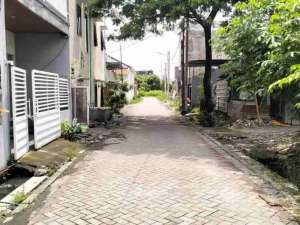 Rungkut SurabayaSewa Rumah Kontrakan 2Lt 50 m Medokan Sawah Timur Rivera UPN MERR BPN Gunung Anyar lokasi di Surabaya Kota, tersedia melalui melalui situs Olx