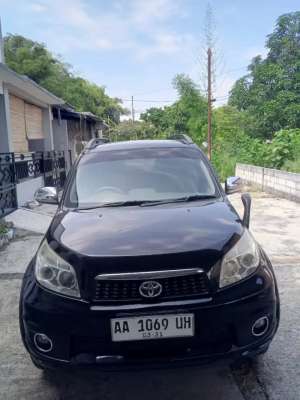 Jual bekas Rush S AT thn 2011,lokasi di Surakarta Kota