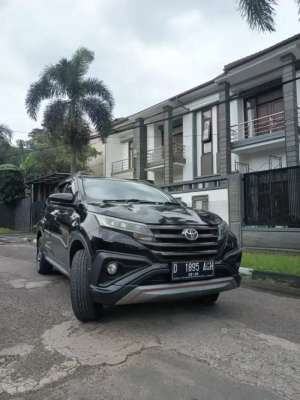 Jual bekas RUSH S TRD SPORTIVO MATIC 2018 MULUS KACIDA,lokasi di Cimahi Kota
