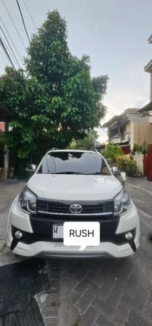 Jual bekas RUSH TRD AT 2015 FACELIFT KM.47RB,lokasi di Gresik Kab.
