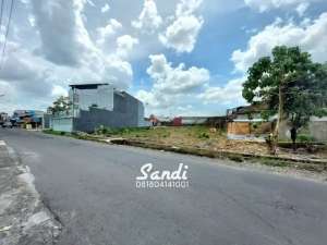 SANGAT STRATEGIS tanah dkt Pakuwon Mall, Jl. Gejayan, Utara UGM lokasi di Sleman Kab., tersedia melalui melalui situs Olx