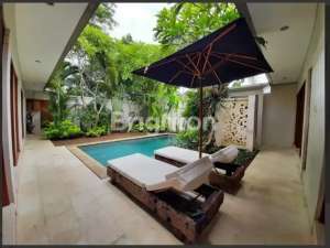 Sanur Lifestyle Villa3 BedroomsPrivate PoolWide 300 m Land lokasi di Denpasar Kota, tersedia melalui melalui situs Olx