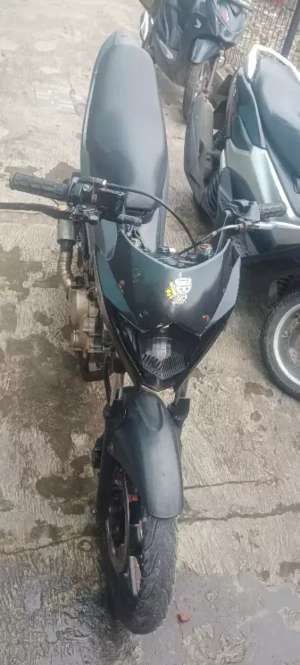 Jual bekas satria fu 2013 hitam murah,lokasi di Pulo Gadung