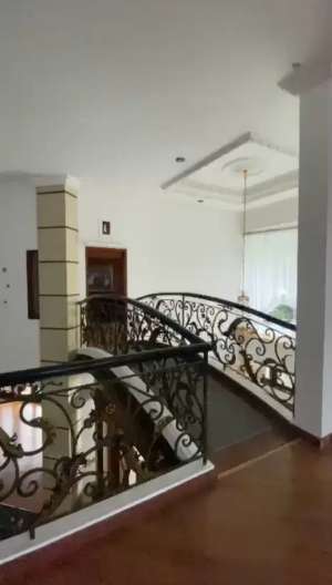 Sayap Dago Dekat ITB Bandung Kota, Bisa Usaha Kantor, Lux, Strategis lokasi di Bandung Kab., tersedia melalui melalui situs Olx