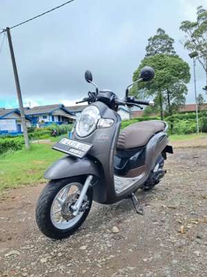Jual bekas Scoopy donat 2018 TTBT,lokasi di Bandung Kab.
