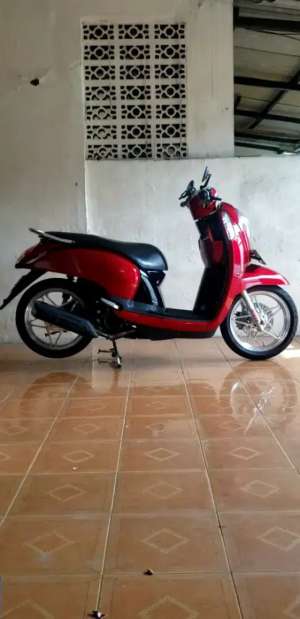 Jual bekas Scoopy Fi 2015 stater kasar tinggal pakai,lokasi di  ,Bekasi Kota
