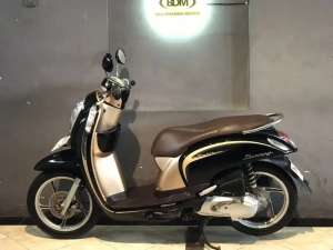 Jual bekas Scoopy fi thn 2015 cash Bali dharma motor,lokasi di Kab. Badung