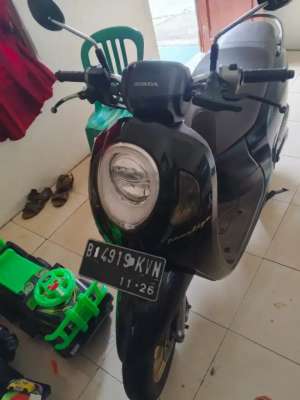 Jual bekas Scoopy prestige 2021,lokasi di  ,Bekasi Kota