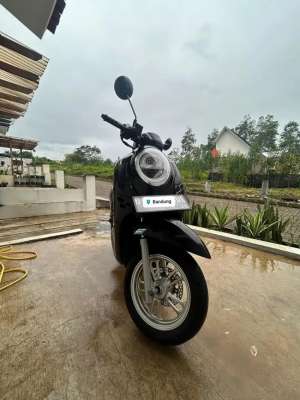 Jual bekas Scoopy prestige 2021 hitam mulus,lokasi di  ,Bandung Kota