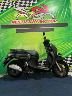 Jual bekas Scoopy prestige 2025 kredit dp 1.700 rjm,lokasi di Sleman Kab.