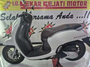 Jual bekas Scoopy Prestige iss doff low km,lokasi di  ,Surabaya Kota