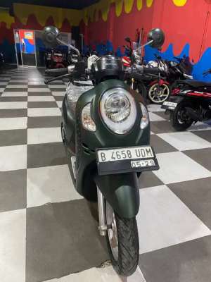Jual bekas Scoopy Prestige Tahun 2024 dp 700,lokasi di Jakarta Selatan