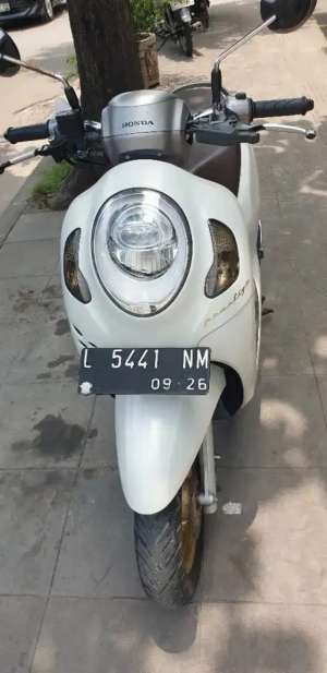 Jual bekas Scoopy Prestige th 2021 Super mulus pjk09-2026,lokasi di Surabaya Kota