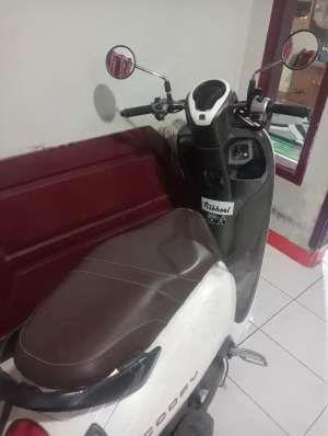 Jual bekas Scoopy prestige white 2023,lokasi di  ,Bandung Kota
