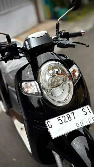 Jual bekas SCOOPY STYLISH PAJAK BARU SIAP LEBARAN,lokasi di Surakarta Kota