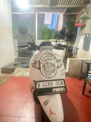 Jual bekas scopyy 2018 ss bpkb akur ab,lokasi di  ,Depok Kota