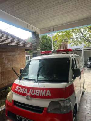 Jual bekas Segera dijual Blinvand Ambulance,lokasi di Balikpapan Kota