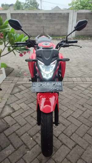 Jual bekas SEPEDA MOTOR HONDA CB 150R,lokasi di Sidoarjo  Kab.