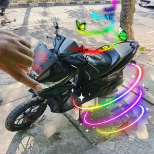 Jual bekas Sepeda Motor Honda Vario 150cc Black,lokasi di Surabaya Kota