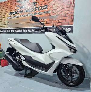 Jual bekas Seperti baru Km 4rb HONDA ALL NEW PCX 160 CBS 2025 Pajak Panjang,lokasi di Jakarta Selatan