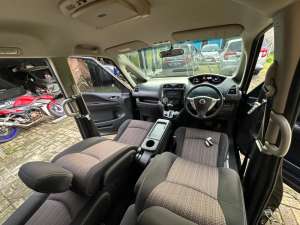 Jual bekas Serena HWS AT DP 5 juta,lokasi di Jawa Barat