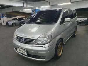 Jual bekas Serena TDp5jt HWS 2012 FullOriginal Seperti Baru Istimewa Sekali Antik,lokasi di  