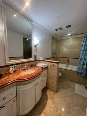 Sewa Apartemen Istana Sahid 2 kamar Jakarta Pusat lokasi di Jakarta Pusat, tersedia melalui melalui situs Olx