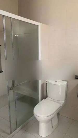 Sewa CepatMurah Rumah Pik, Golf Island. 10x20, FF lokasi di Jakarta Utara, tersedia melalui melalui situs Olx