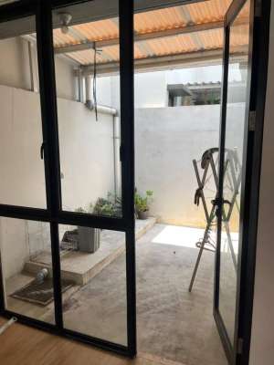 SEWA MURAH, Cendana Peak Boulevard Karawaci DEKAT TOL, ada atap garasi lokasi di Tangerang Kota, tersedia melalui melalui situs Olx