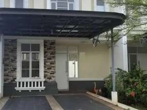 Sewa Rumah 2 Lantai 21 BR luas 6x15 di cluster La Seine JGC Cakung lokasi di Jakarta Timur, tersedia melalui melalui situs Olx