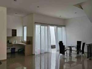 Sewa Rumah Bagus Siap Huni di Budisari Setiabudi Bandung lokasi di Bandung Kota, tersedia melalui melalui situs Olx